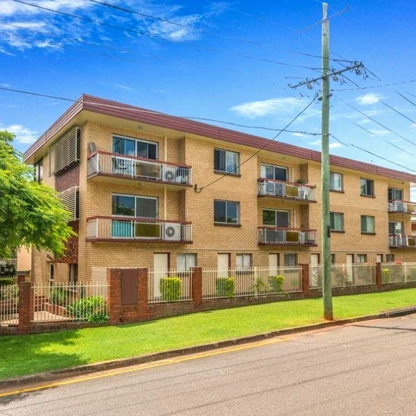 Brick unit block maintained under a strata agreement